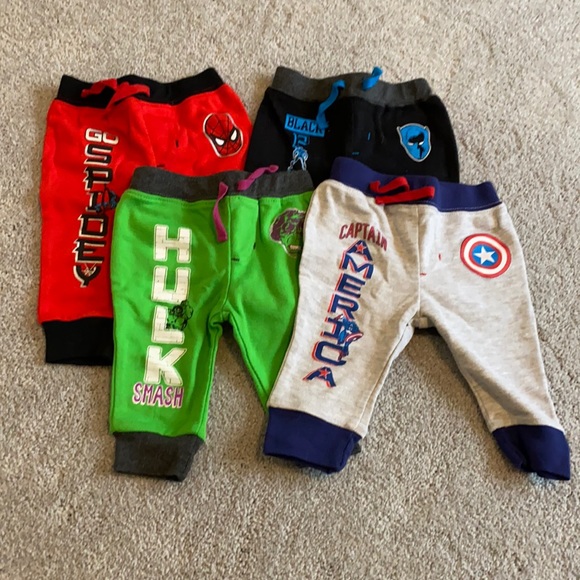 Never worn Marvel pant set! - Picture 1 of 2